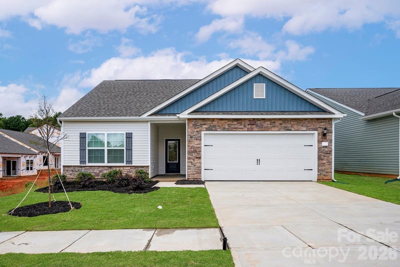 6512 Fairford Dr, Charlotte, NC 28215