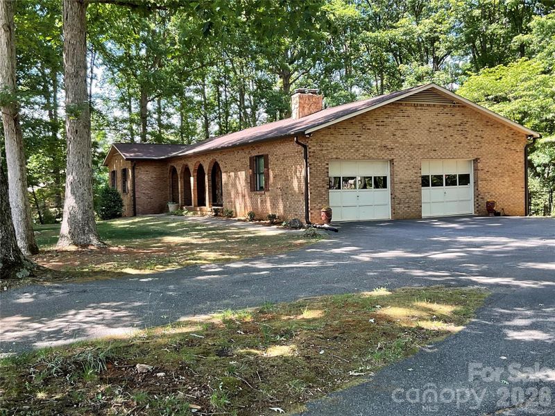 4474 Hall Dairy Rd, Claremont, NC 28610
