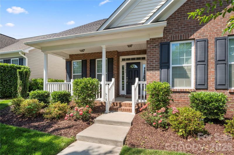 17726 Morehampton Ave, Cornelius, NC 28031