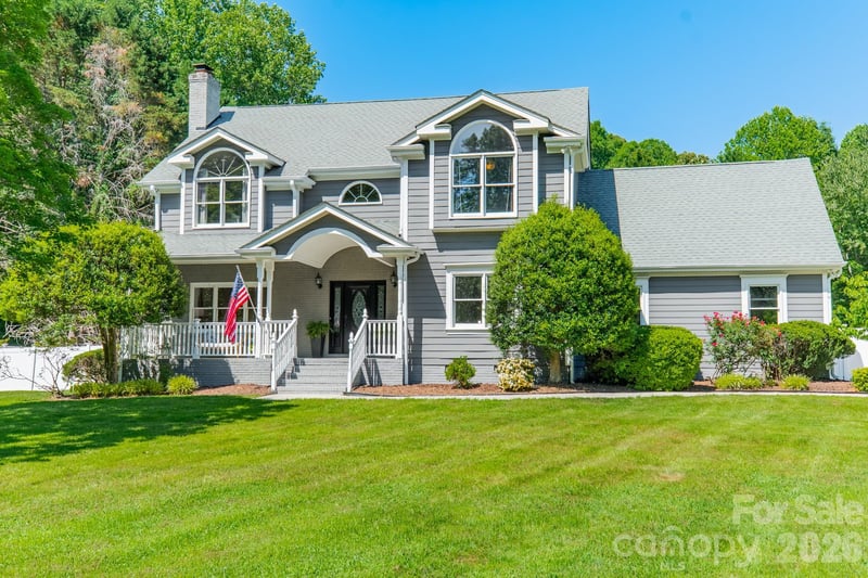 7240 Cobblecreek Dr, Matthews, NC 28104