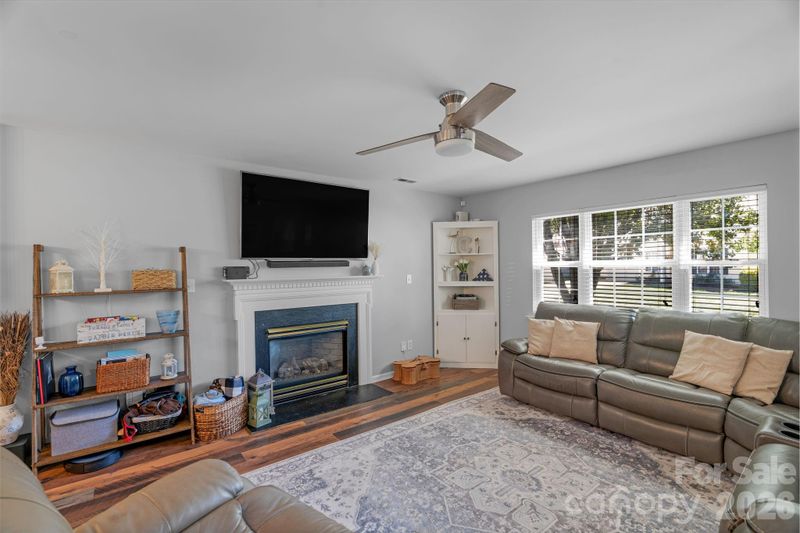 107 Howe St, Belmont, NC 28012