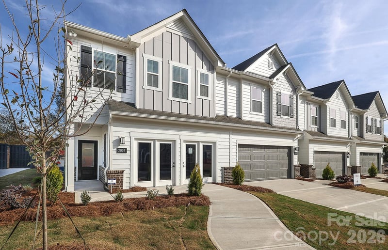 2007 Bayou Trace Dr, Charlotte, NC 28262