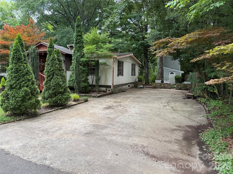 188 Forest Dr, Fort Mill, SC 29715
