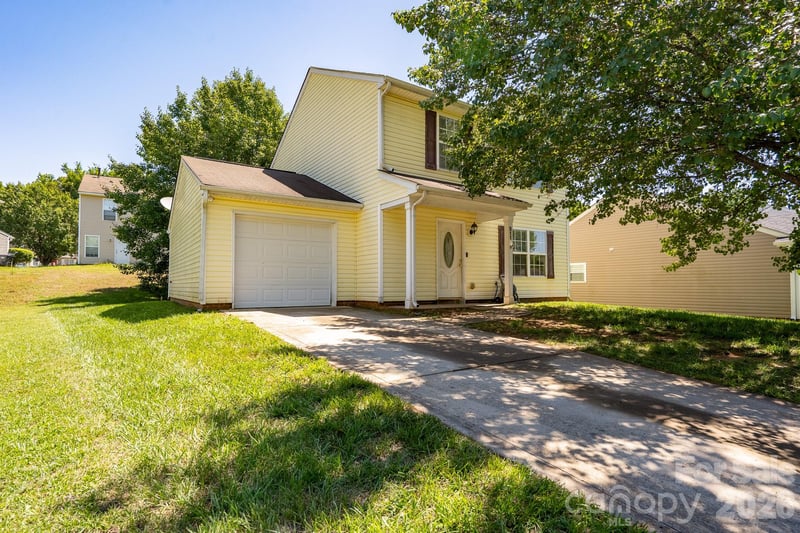 511 Lightspun Ln, Charlotte, NC 28216
