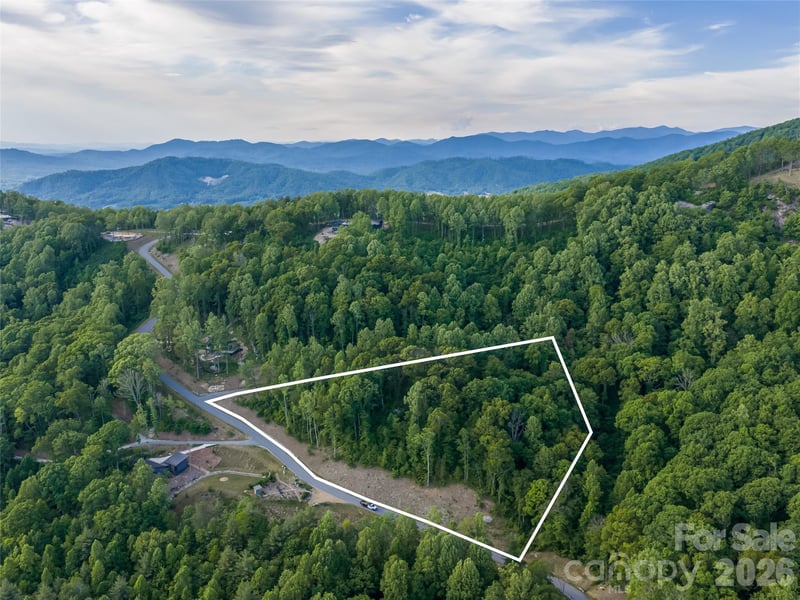 000 New Sprout Ln #2, Hendersonville, NC 28792