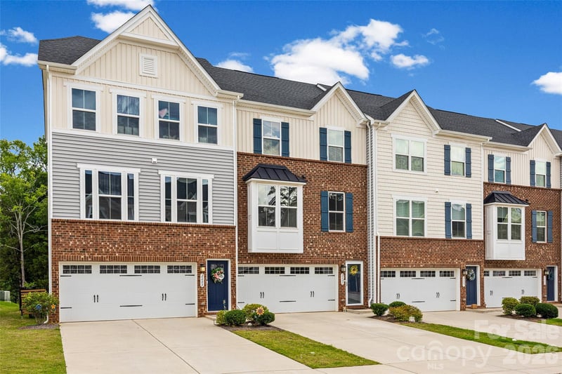 2605 Grantham Place Dr, Fort Mill, SC 29715