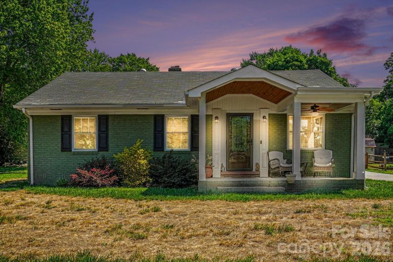 707 Spring St SW, Concord, NC 28025