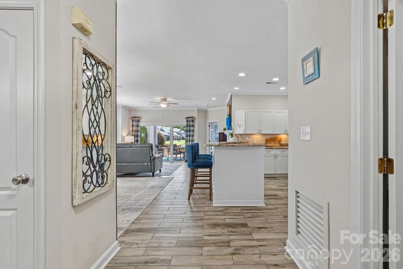18609 Harborside Dr, Cornelius, NC 28031