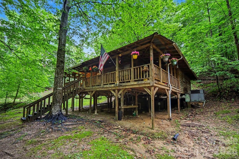 260 Cherrywood Ln, Sharon, SC 29742