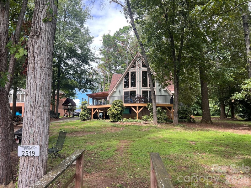 830 Mainsail Rd, Salisbury, NC 28146