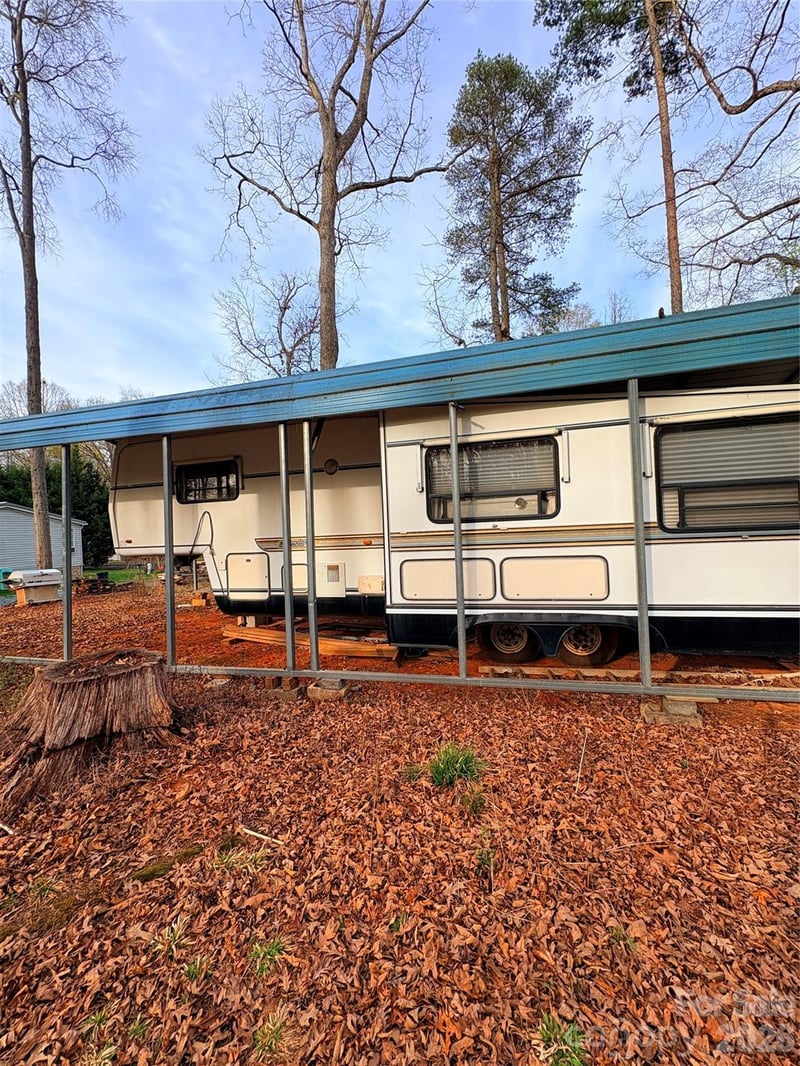 145 Paradise Dr, Salisbury, NC 28146