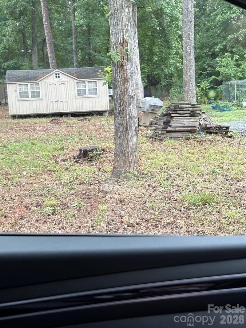 145 Paradise Dr, Salisbury, NC 28146