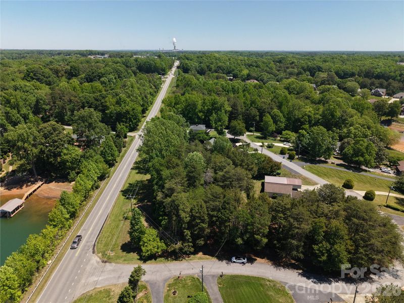 4244 Harbor Ln, Sherrills Ford, NC 28673