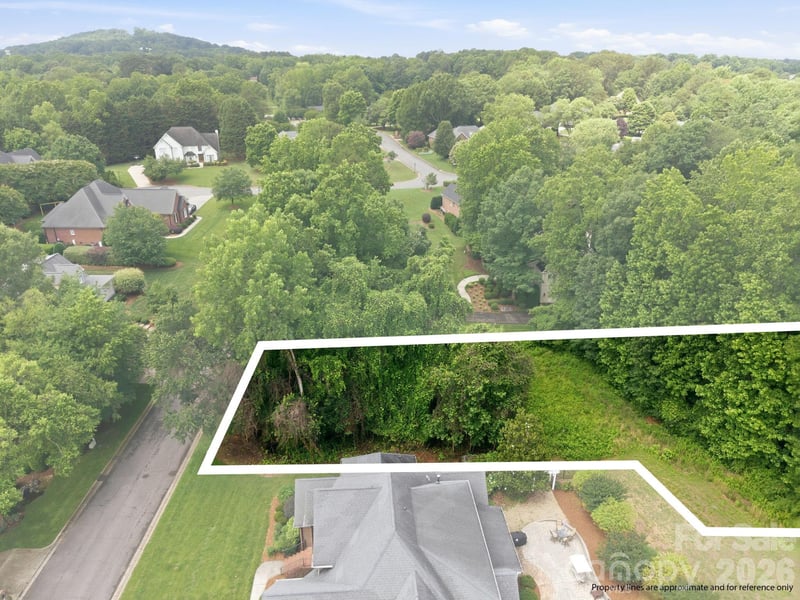 3716 Sand Wedge Dr, Gastonia, NC 28056