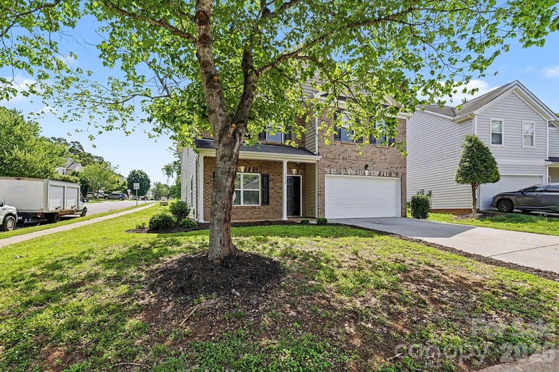 5618 Stowe Derby Dr, Charlotte, NC 28278
