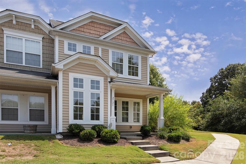 2721 Grain Mill Ln, Charlotte, NC 28214