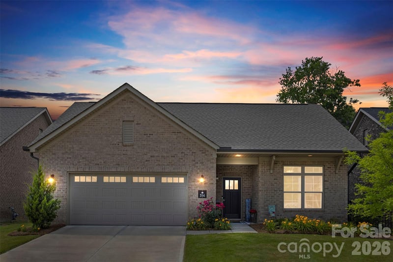 314 Lifestyle Ct, Gastonia, NC 28056