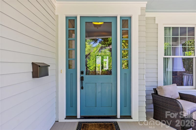 2830 Chelsea Dr, Charlotte, NC 28209