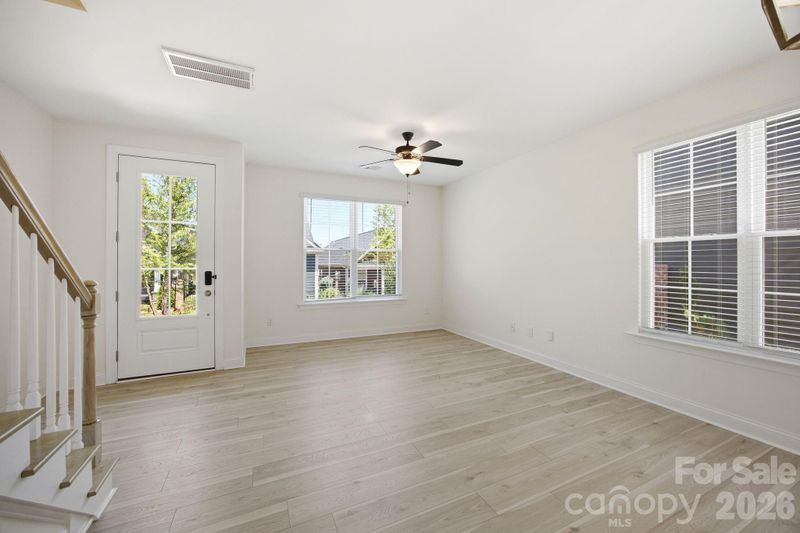 2015 Claybrook Ln, Denver, NC 28037