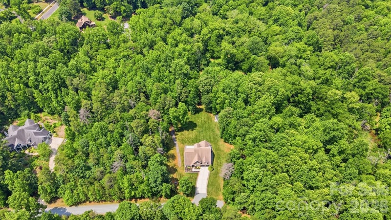 9151 Vagabond Rd, Charlotte, NC 28227