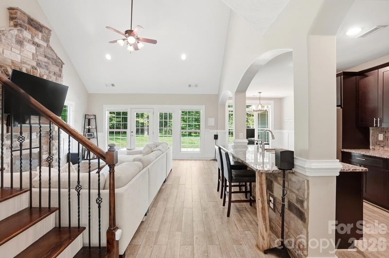 9151 Vagabond Rd, Charlotte, NC 28227