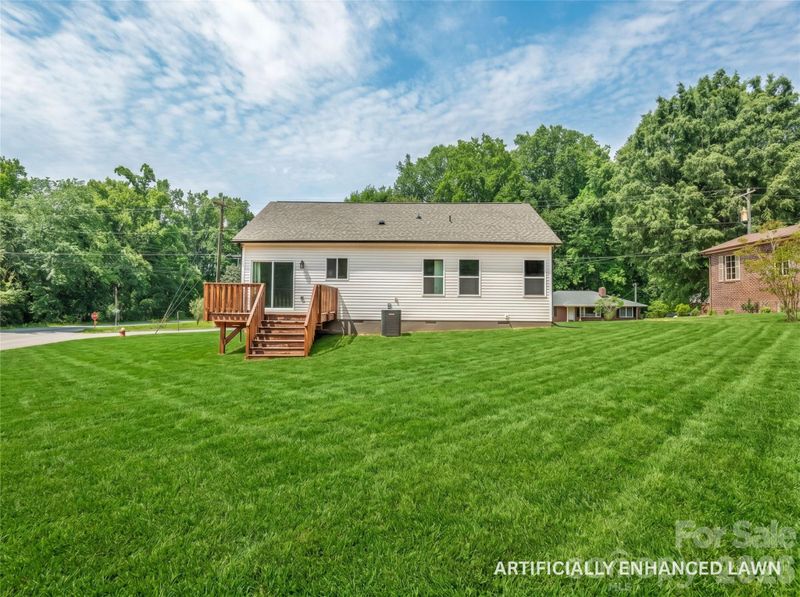 402 Pine Grove Ave, Cherryville, NC 28021