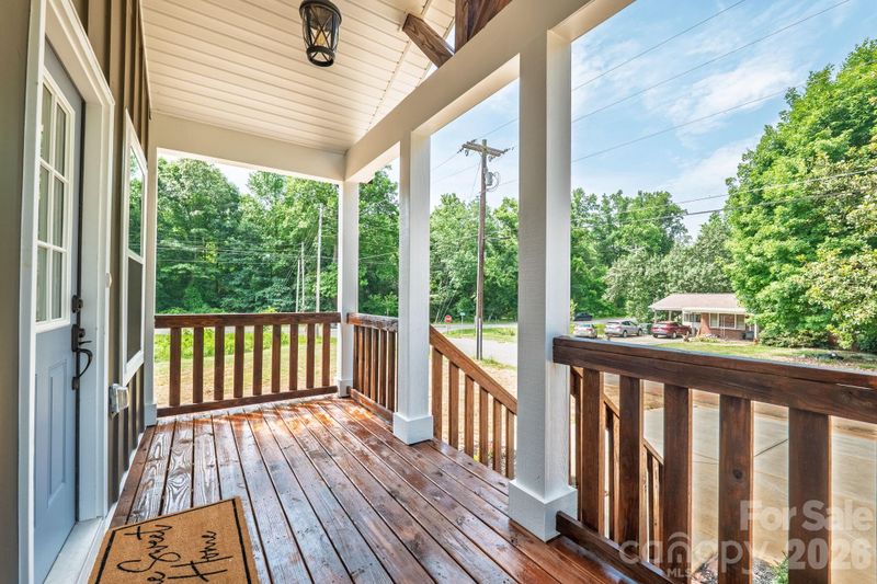 402 Pine Grove Ave, Cherryville, NC 28021