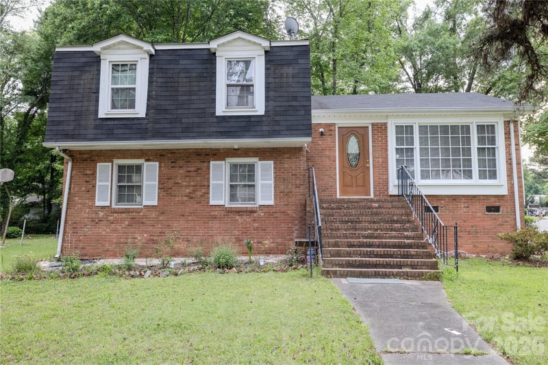 2545 Cedarwild Rd, Charlotte, NC 28212