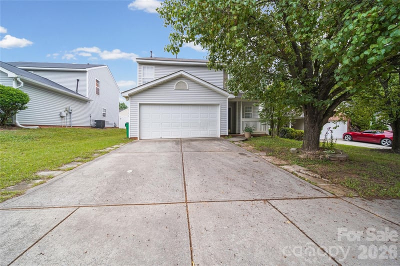 1309 Winding Branch Ct, Charlotte, NC 28216