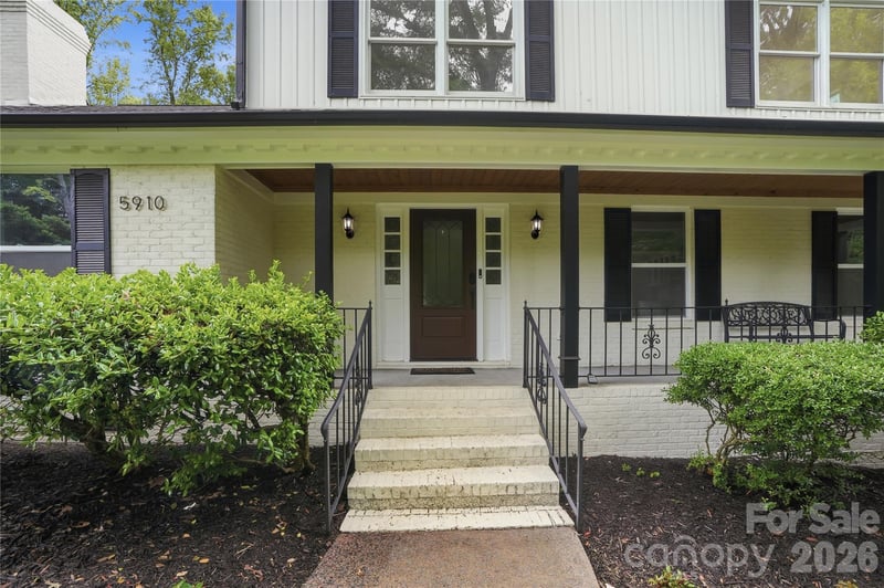 5910 Grosner Pl, Charlotte, NC 28211