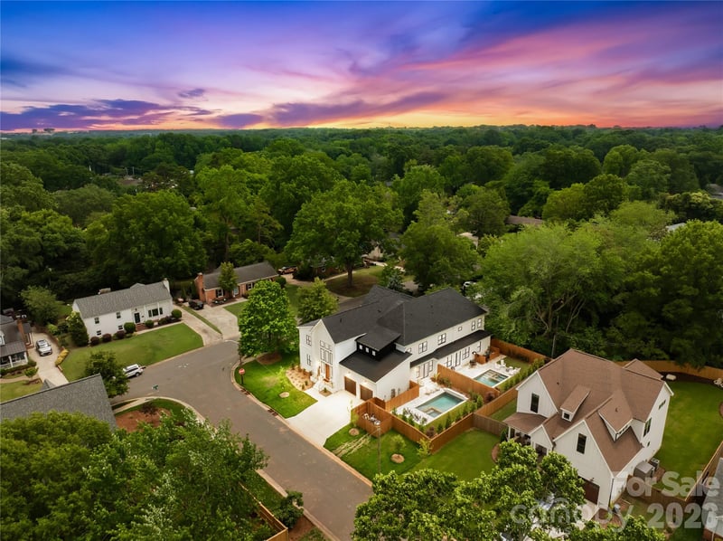 3856 Moultrie St, Charlotte, NC 28209