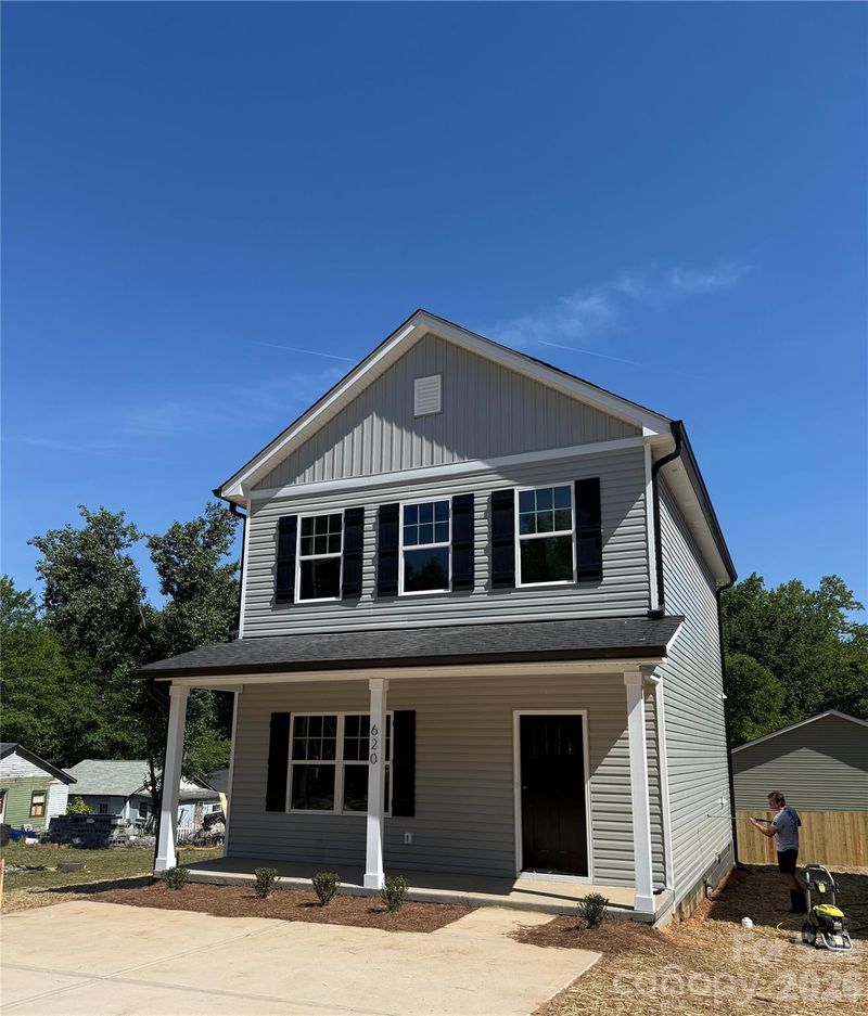 620 Ratchford Ave, Gastonia, NC 28054
