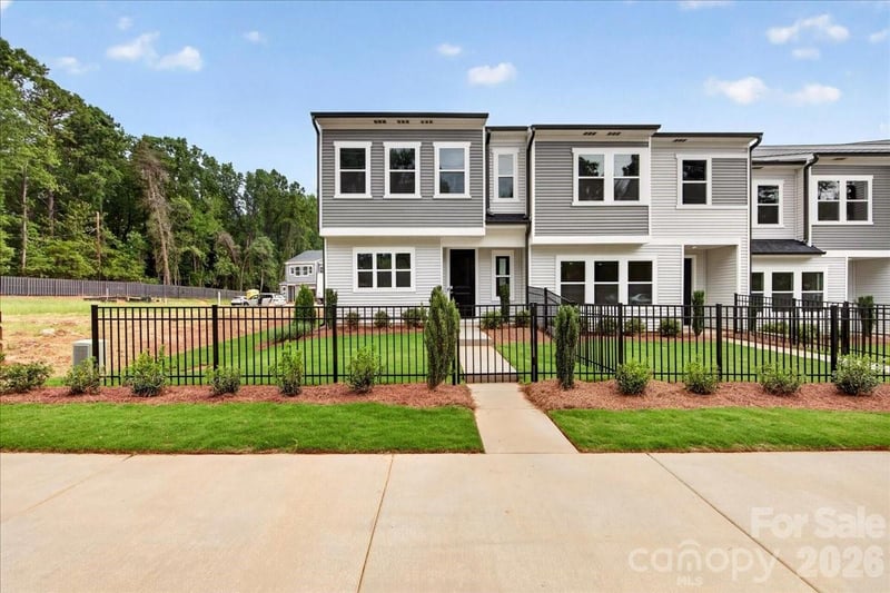 6323 Haller St, Charlotte, NC 28227