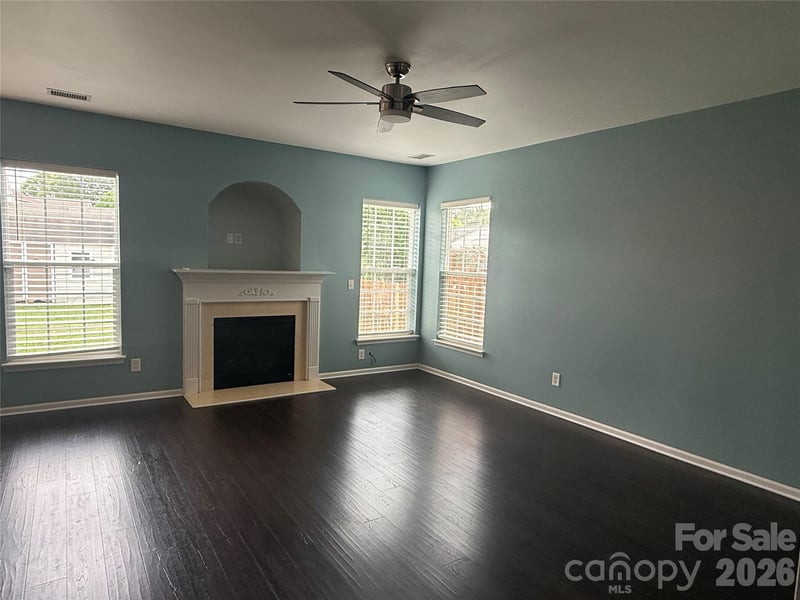 9007 Goldfields Dr, Charlotte, NC 28227