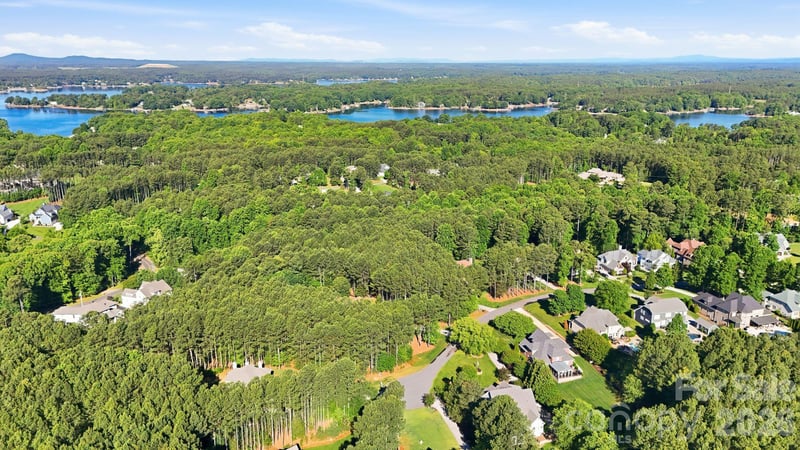 158 Blue Ridge Trl, Mooresville, NC 28117