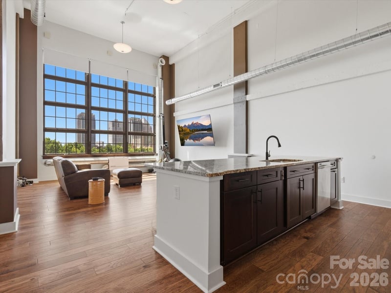 715 N Graham St #502, Charlotte, NC 28202