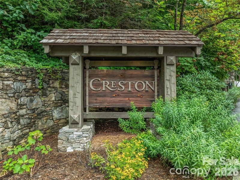 9999 Kestrel Ln, Black Mountain, NC 28711
