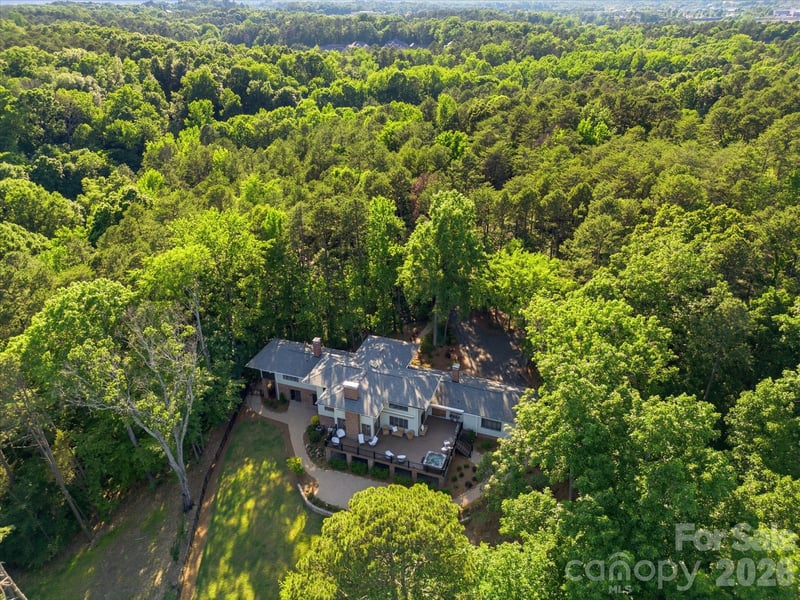 115 Forest Cliff Ct NE, Concord, NC 28025