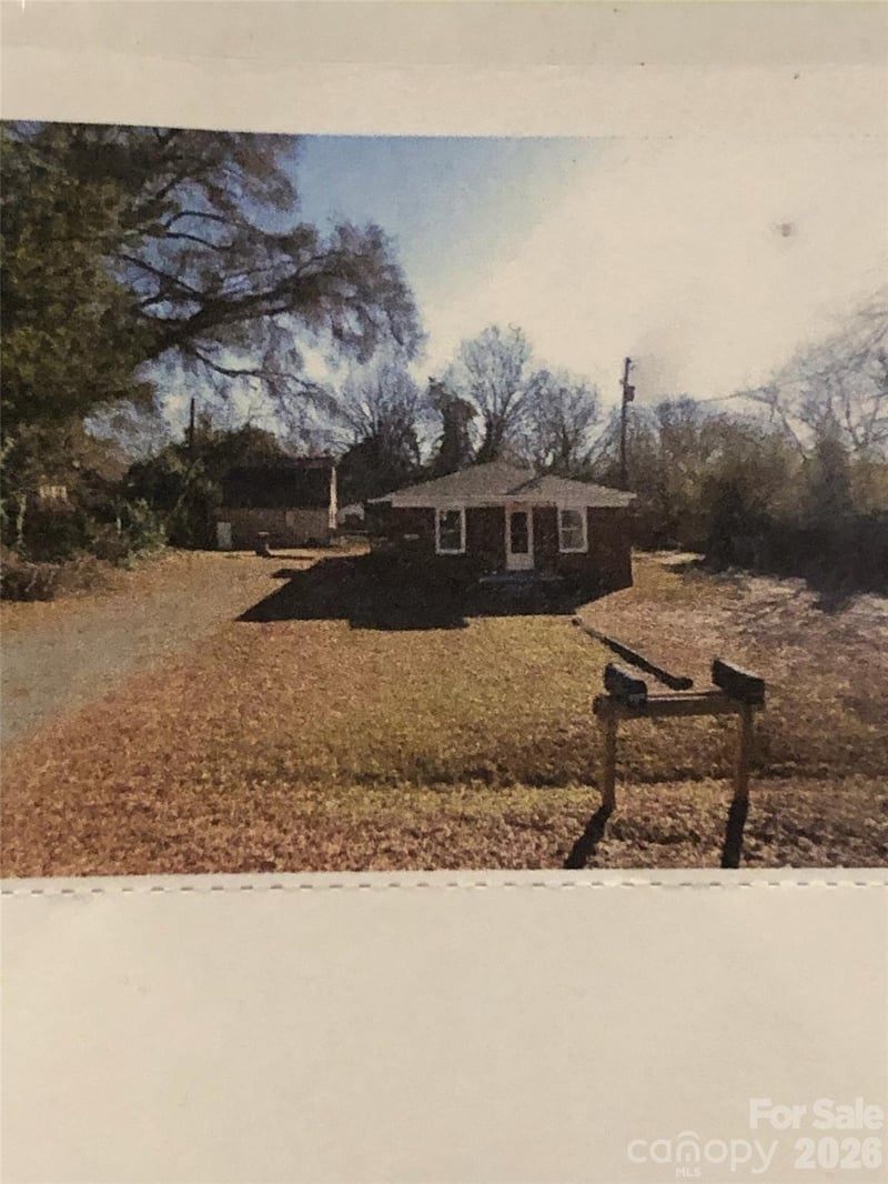 5323 Eaton Cir, Charlotte, NC 28208