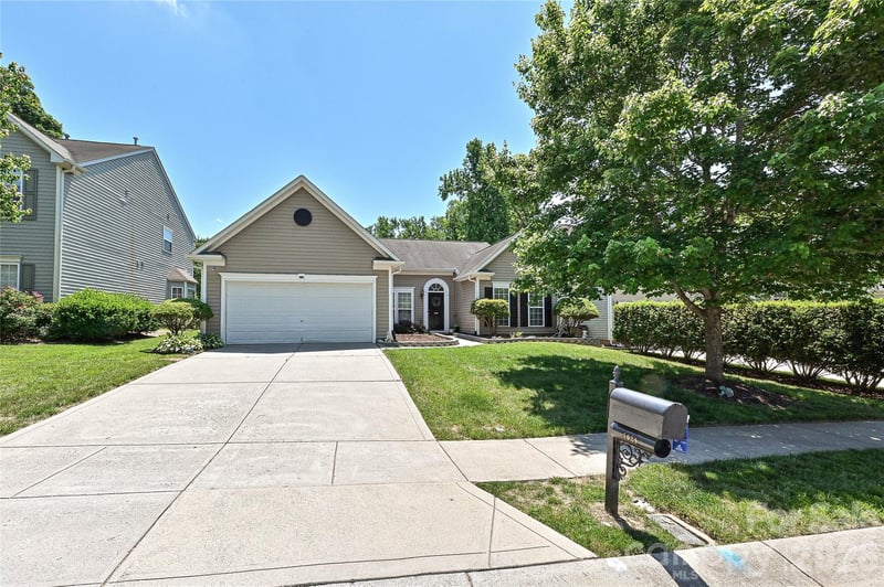 1029 Canopy Dr, Indian Trail, NC 28079