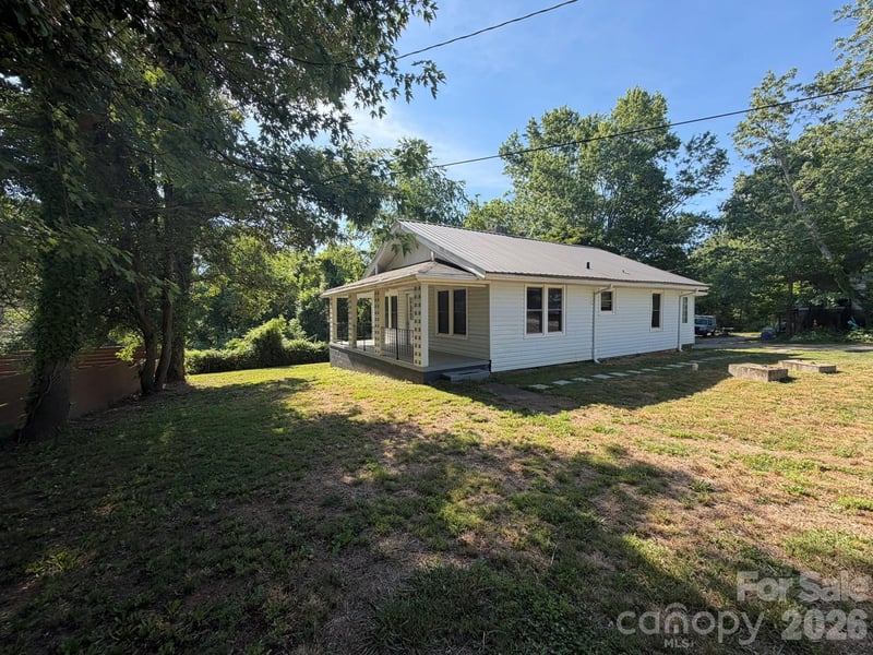 41 Oak Hill Dr, Asheville, NC 28806