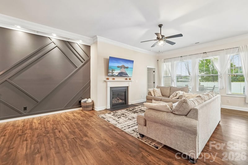 103 Cup Chase Dr, Mooresville, NC 28115