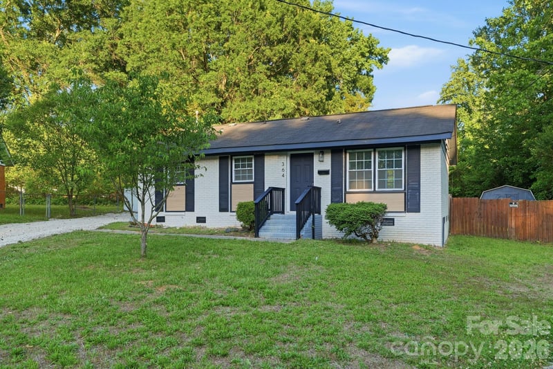 364 Leafmore Dr, Charlotte, NC 28213