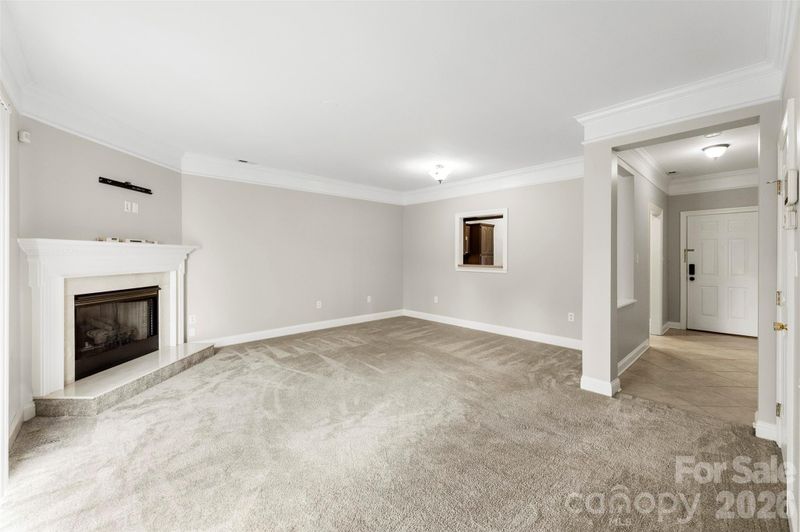 6953 Misty Pine Ln, Charlotte, NC 28217