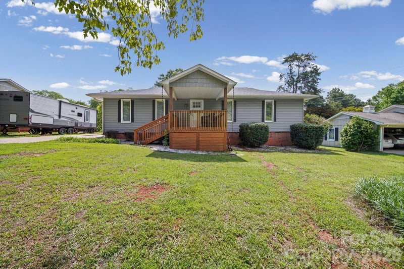 1650 Forest Lake Dr, Rock Hill, SC 29732
