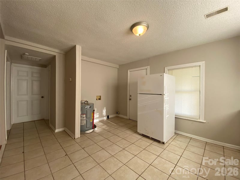1104 Baker Blvd, Gastonia, NC 28052