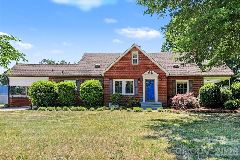 2068 Statesville Hw, Mooresville, NC 28115