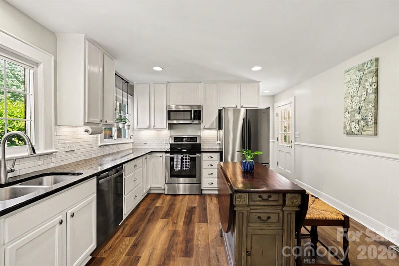 2068 Statesville Hw, Mooresville, NC 28115