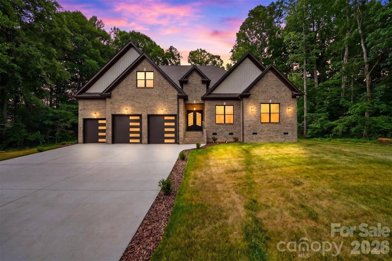 3802 Lyle Creek Ave NE, Conover, NC 28613