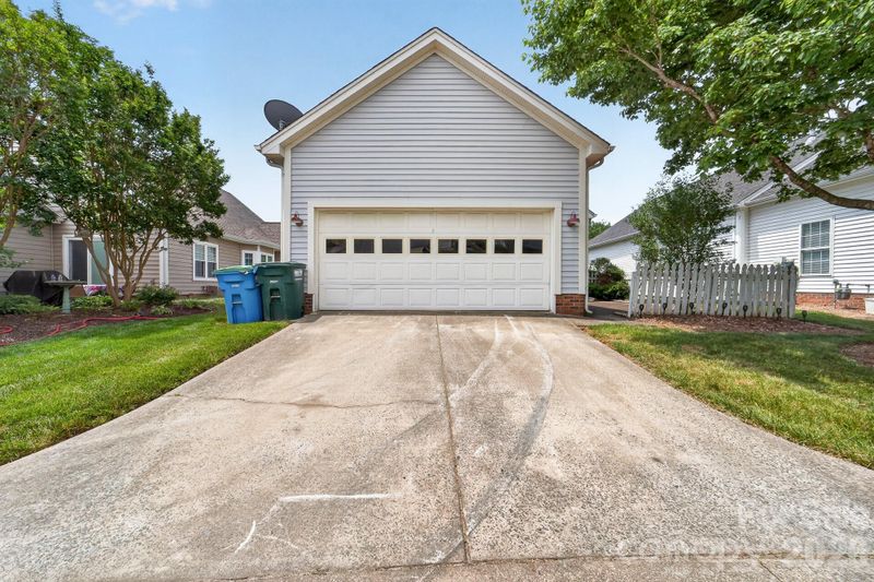 5708 Hoover St, Indian Trail, NC 28079
